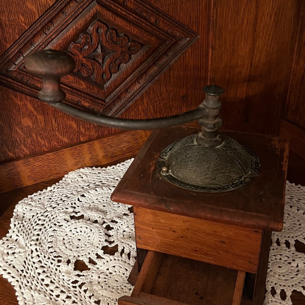 Vintage coffee grinder - Picture 3 of 10
